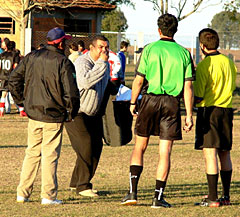 Ascav e clubes vão analisar arbitragem