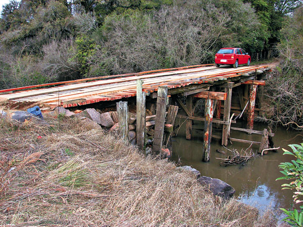 Ponte da Tafona passa por reformas