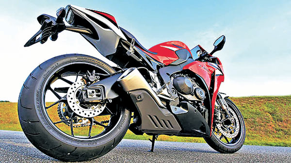 20 anos da CBR 1000RR