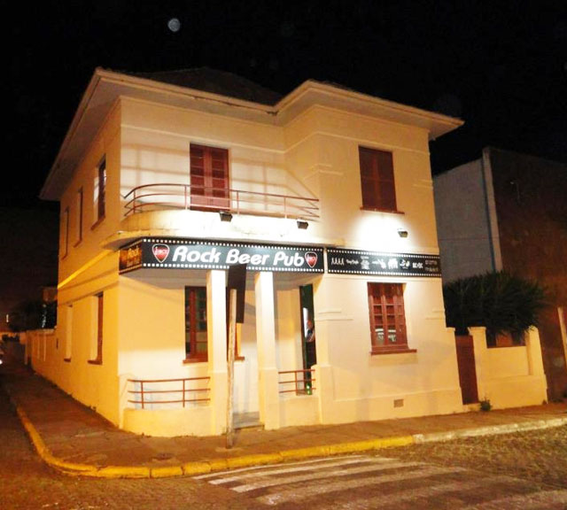 Rock Beer Pub é uma das únicas casas especializadas em drinks em Cachoeira