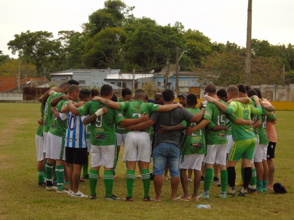 Cachoeirão tem rodada quente no domingo