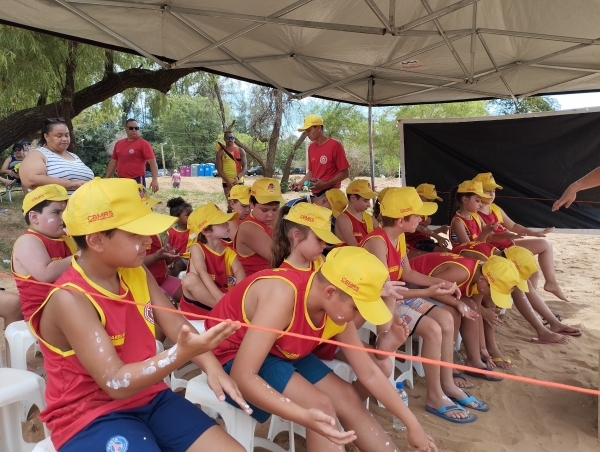 Praia Nova recebeu Guarda-vidas Mirim 