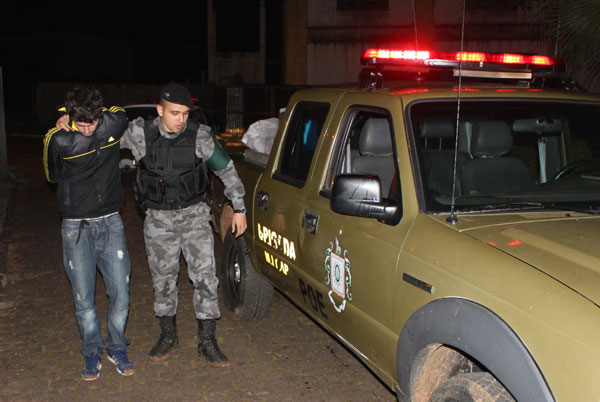 Brigada estoura ponto de tráfico no Bairro Mauá