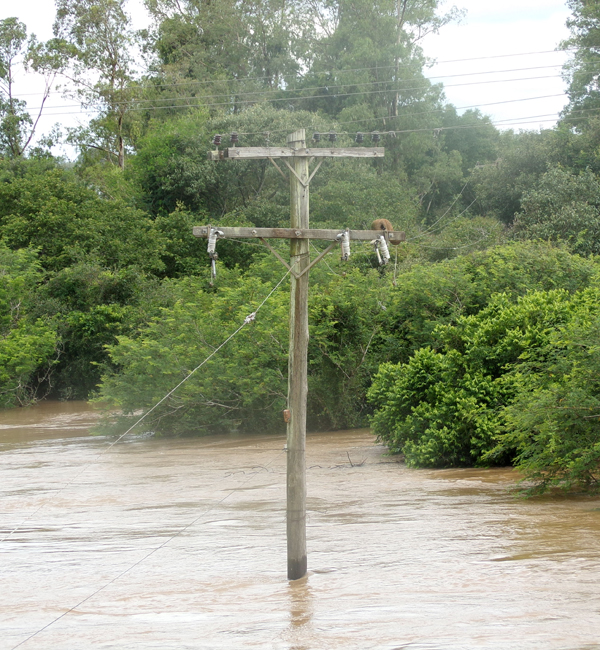 Cidade fica sem água e reabastecimento na segunda não é garantido