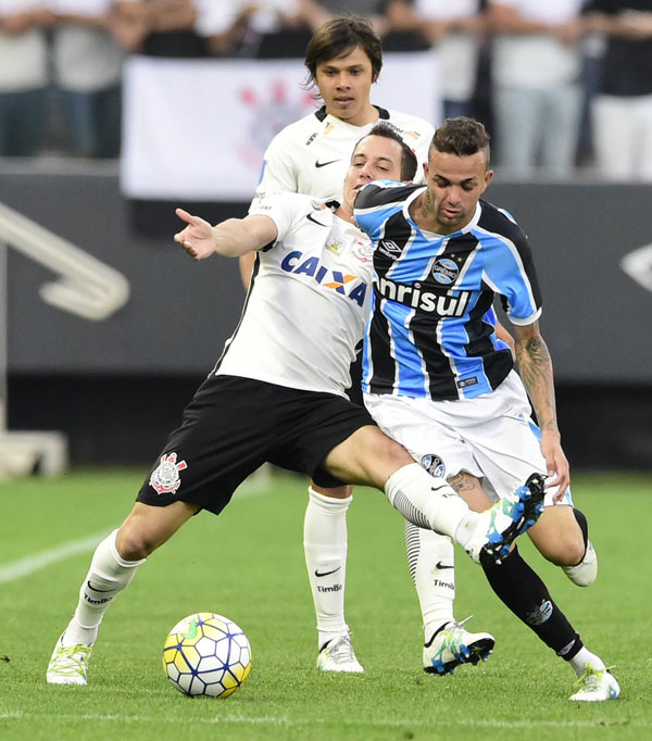 Grêmio estreia no Brasileirão com 0 a 0 contra o Timão