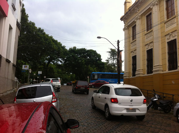 Sinaleira para a subida dos bancos