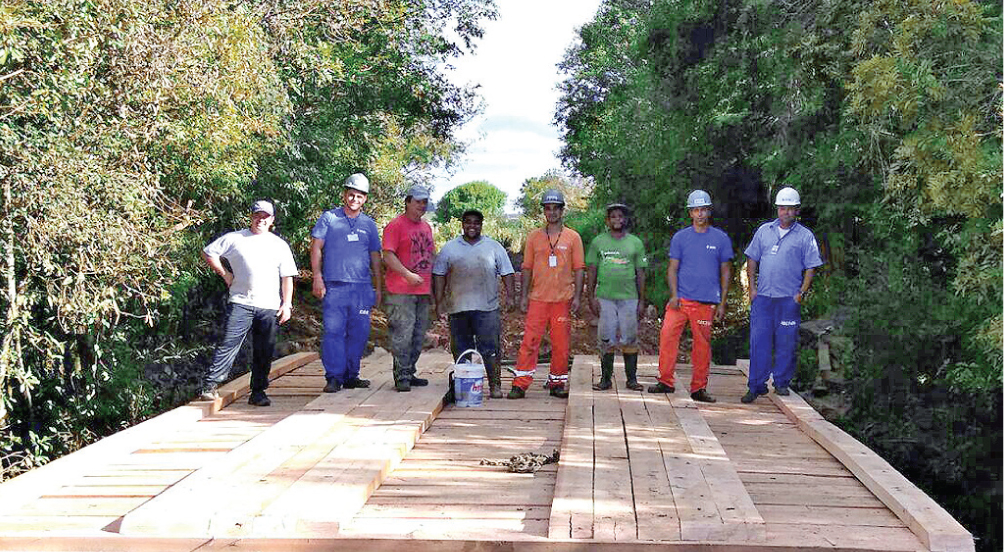 Secretaria do Interior recupera  ponte no Barro Vermelho