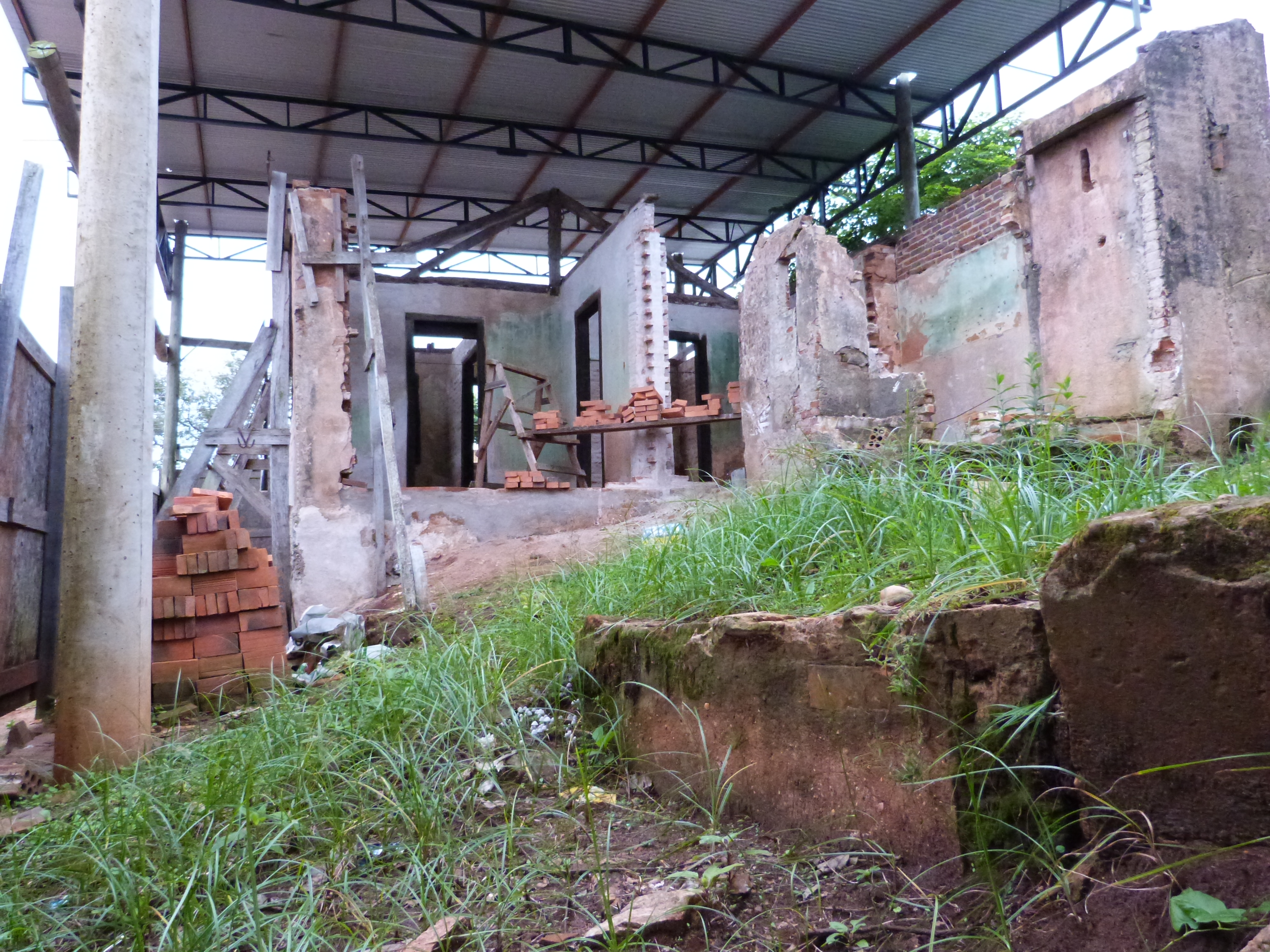 Defender quer desmembrar parte do terreno da Casa da Aldeia