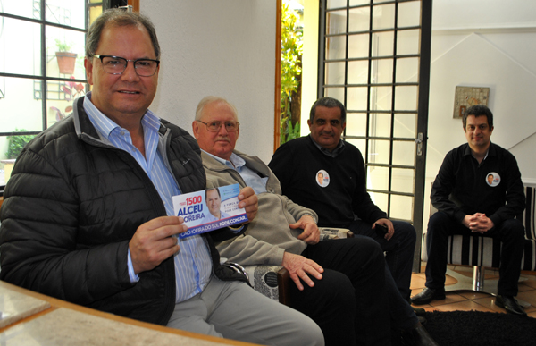 Candidato à reeleição, Alceu Moreira pede votos em Cachoeira