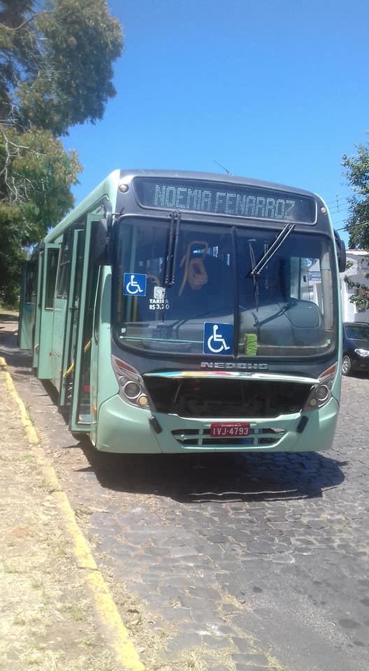 Dois ônibus da TNSG estragaram em serviço nesta quarta-feira