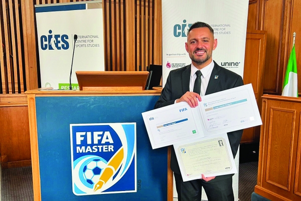 Lucas Oaigen conclui mestrado no Fifa Master