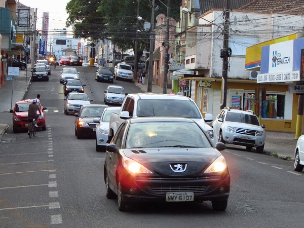 Ghignatti não tem poder para liberar o comércio