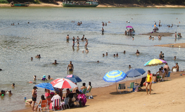 Domingo de Praia Nova cheia