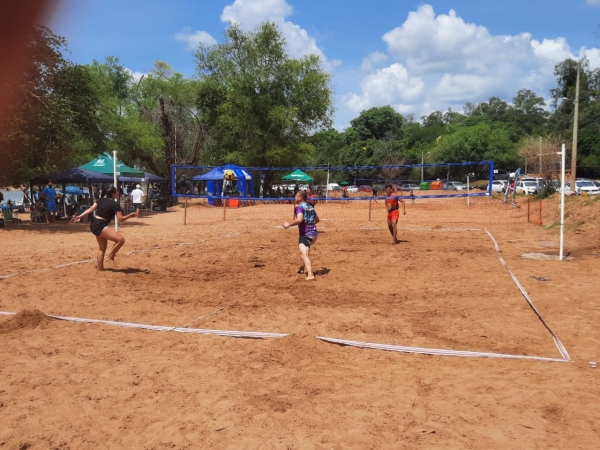 Esportes movimentaram a Praia Nova