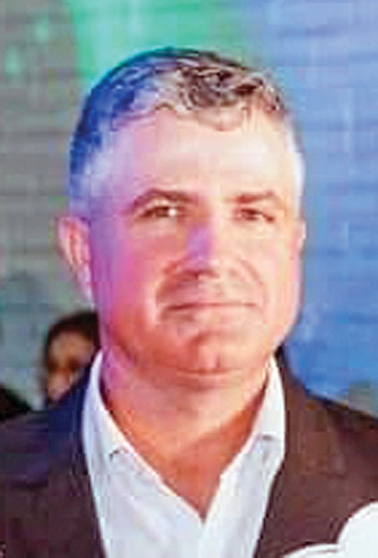 MÁRCIO DE MENEZES