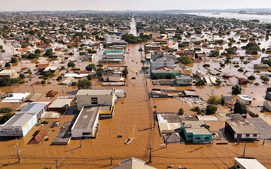 Superenchente arrasa com o Rio Grande