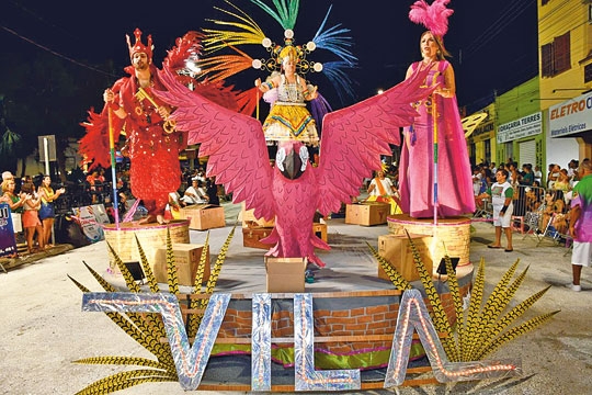 Carnaval belo e cheio de atrasos