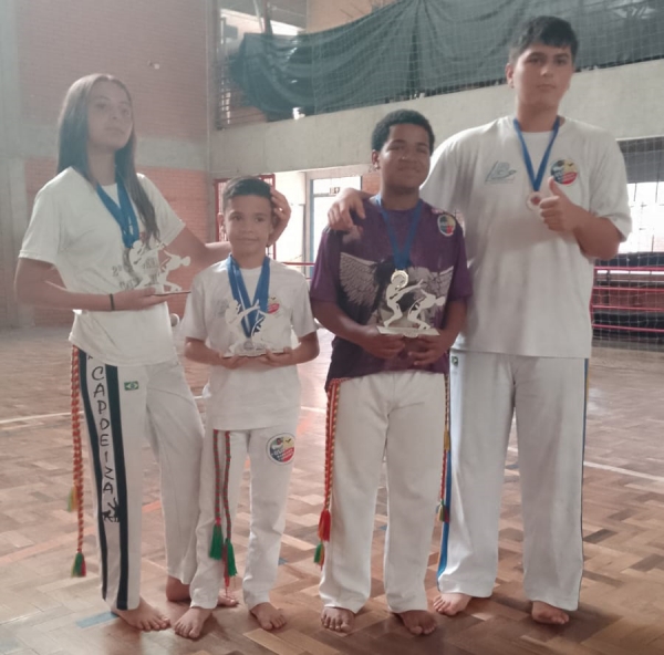 Oxósse Capoeira conquista títulos no Aberto Trilha do Arrozal