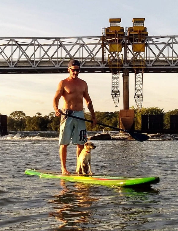 Verão para se exercitar no Rio Jacuí