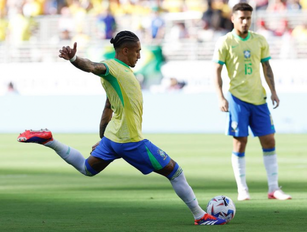 Brasil empata e pegará o Uruguai nas quartas da Copa América 