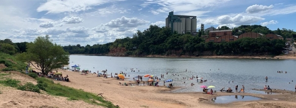 Deu praia neste domingo de sol em Cachoeira do Sul 